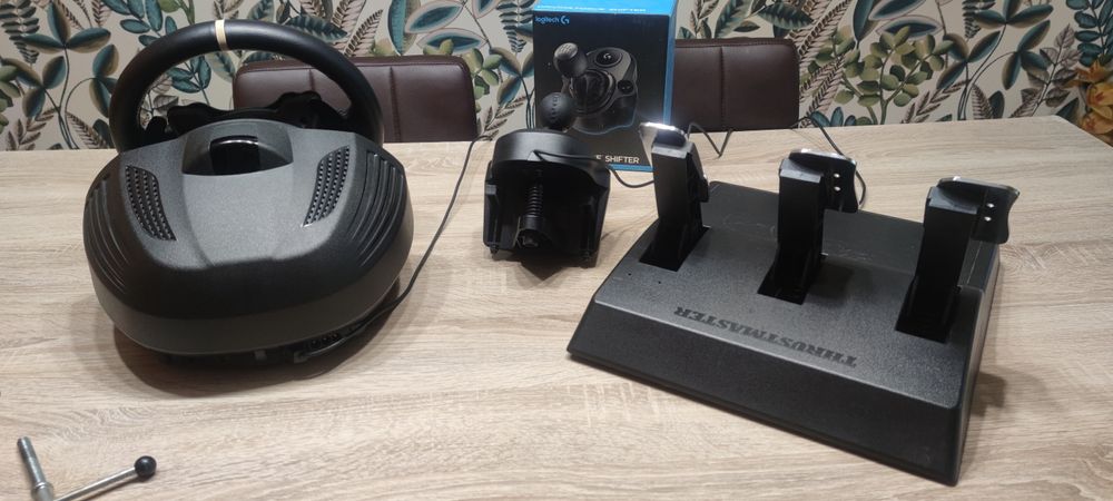 Thrustmaster TX Leather Edition