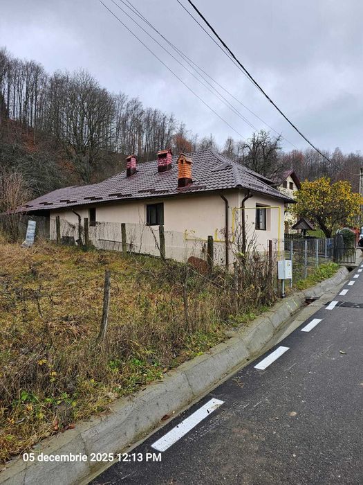 Casa modernizata in Campulung Muscel,padure proprie, toate utilitatile
