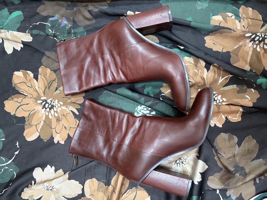 Ботильоны Adolfo Dominguez