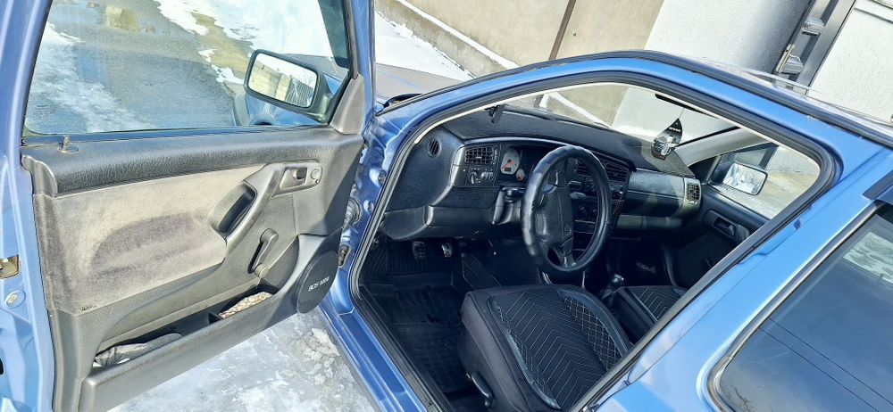 Гольф3  1993г  1.6