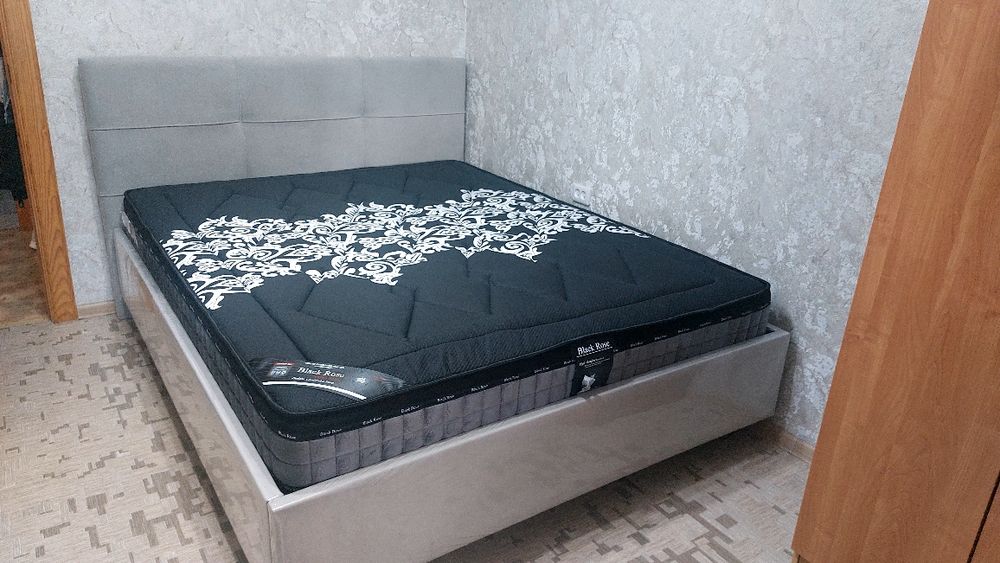 Кровать двух спальная