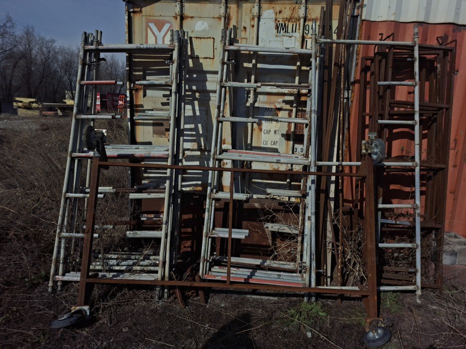 Леса стройтельный