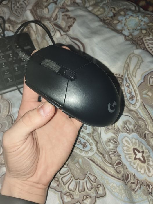 Игровая мышь Logitech G102 + клавиатура в подарок