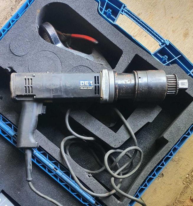 Masina de insurubat profesionala PLARAD cu cuplu controlat 3000Nm
