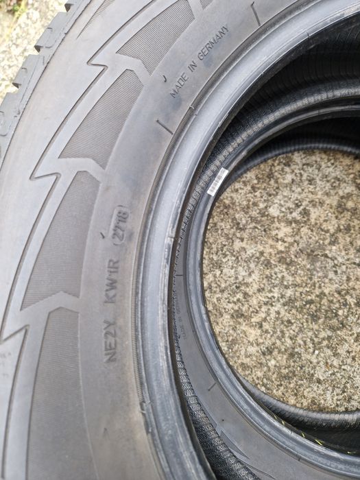 2anvelope iarna  225 65 17 Good Year