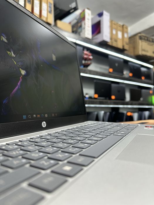 Ноутбук офисный HP laptop Athlon silver 7120U