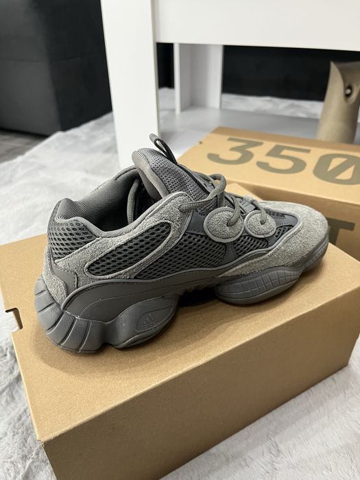Adidas Yeezy 500