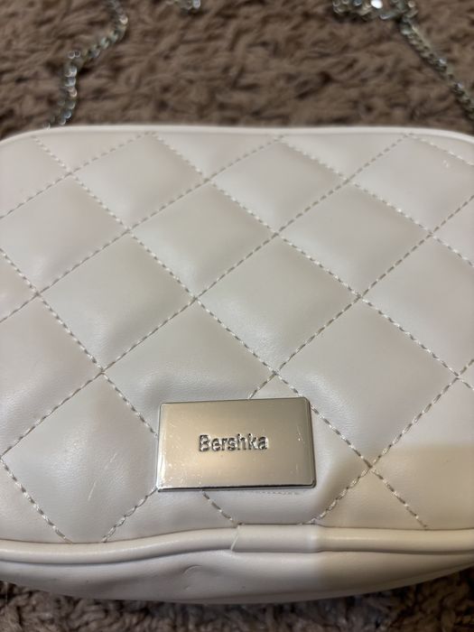 Чанта Bershka малка