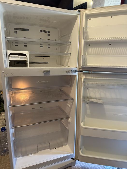 Продается Холодильник Sharp SJ-22F-SL (No Frost)