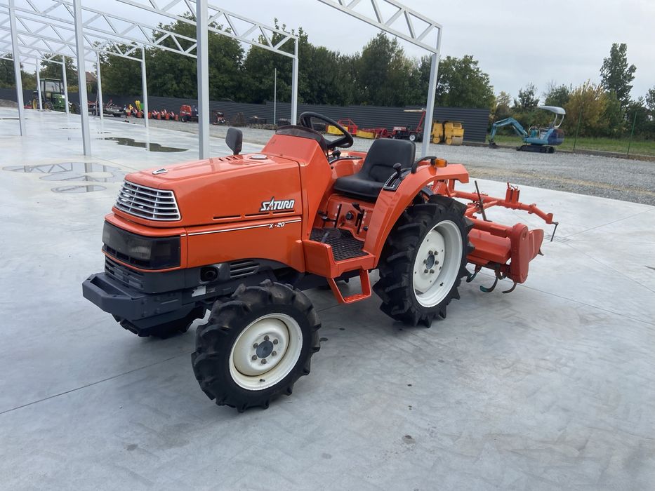 Tractor japonez Kubota X20, 4x4, 20cp, 4 pistoane + freza