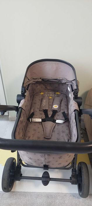 Продавам детска комбинирана количка Чиполино