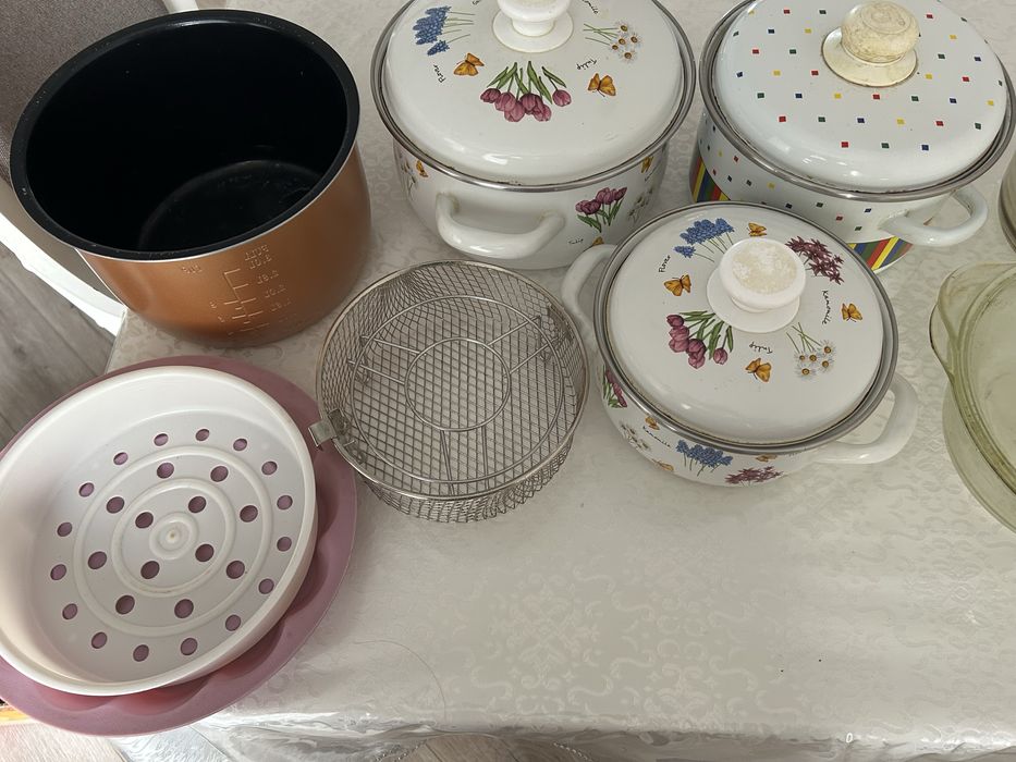 Набор кастрюль, стекляные кастрюли