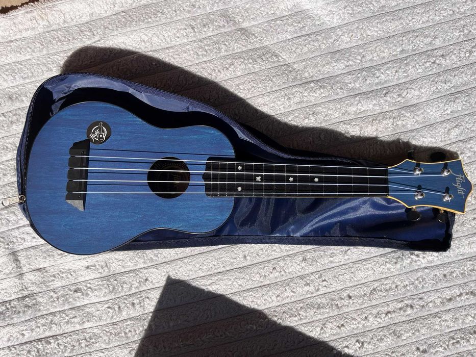 ukulele flight soprano travel uke