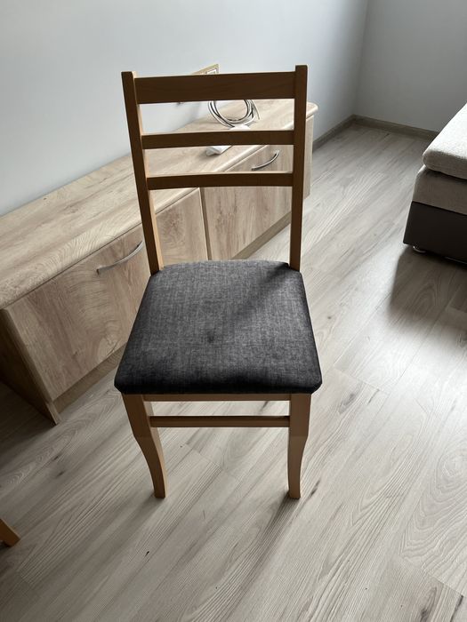 Чисто нови: Дървена маса и 2 стола