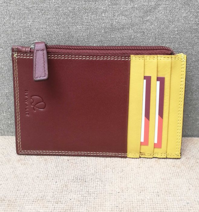 Нови портфейли картодържатели