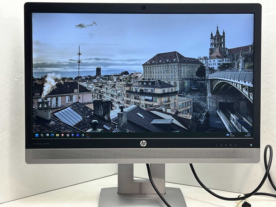 Реновиран монитор HP EliteDisplay E240c 24" IPS 1920x1200 Webcam Колонки| Гаранция