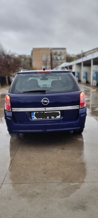 Vând Opel Astra H
