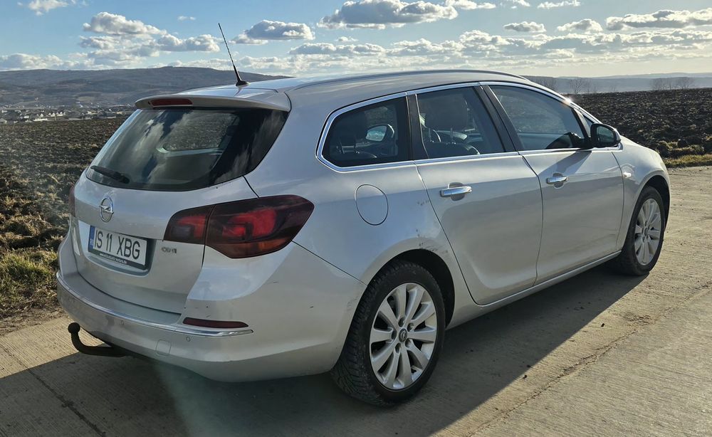 Opel Astra J 1.7 - ambreiaj si distributia schimbate
