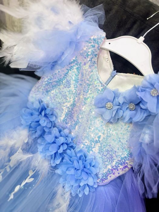 Продам платье на девочку