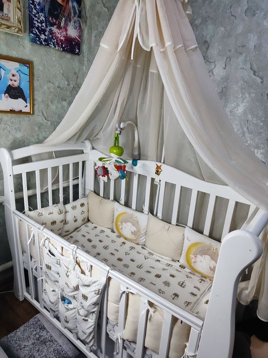 Детская кроватка