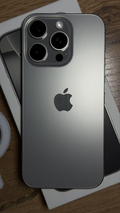 Верифицированный iPhone 16 Pro 256Gb титан