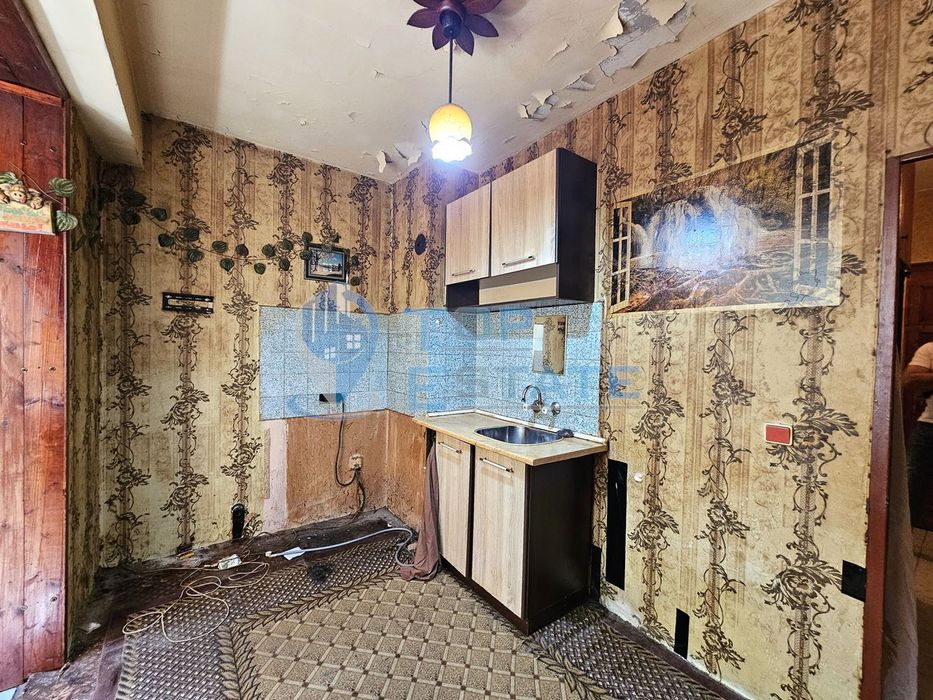 Продава се Едностаен апартамент в Горна Оряховица - 40 кв.м за 1138 €/кв.м - Снимка #4