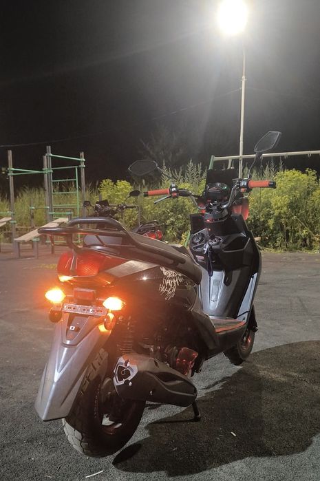 Продам мопед самурай мотор Bennali 180 куб