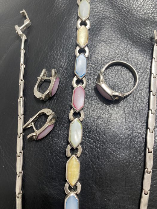 Set bijuterii din argint , model deosebit