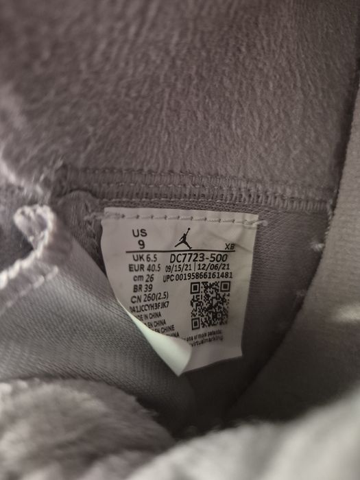 Adidasi Air Jordan 1 Acclimate