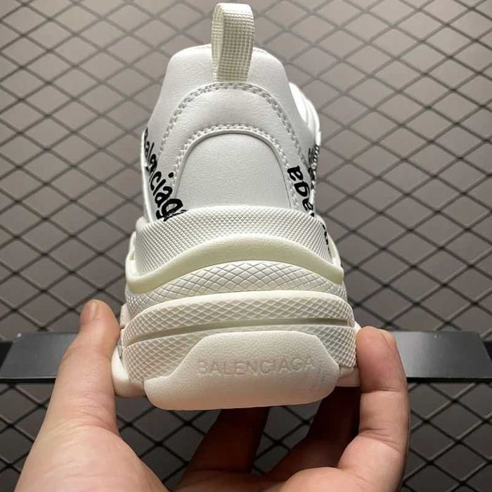 Balenciaga Triple S - Black/Cream/White