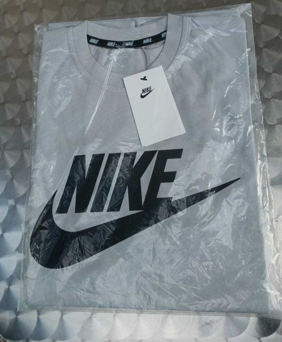 NIKE Classic T-shirt
