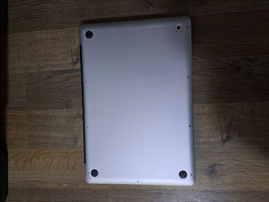 MacBook Pro 15" (Early 2011) - Intel Core i7 / 500GB HDD