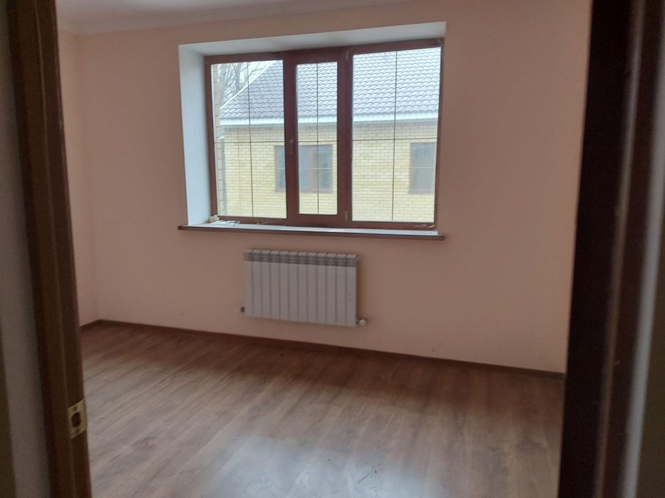 Дом за базой отдыха ТАУ