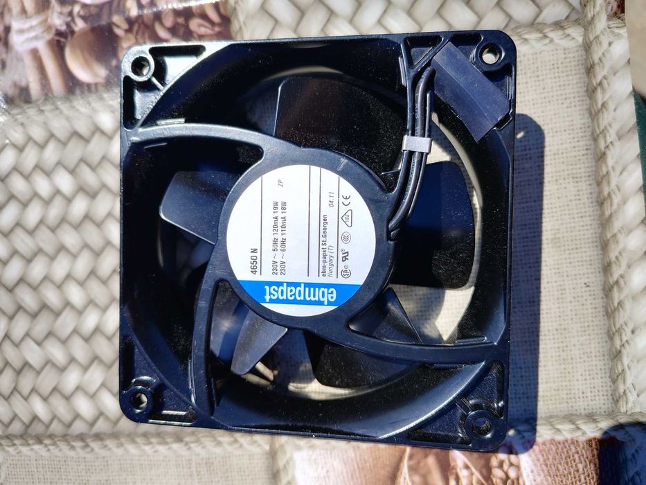 ventilator metalic 230 V