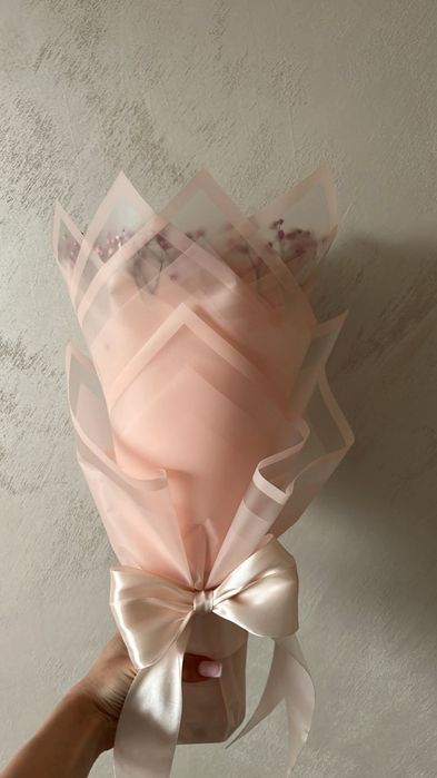 Букет от сатенени рози