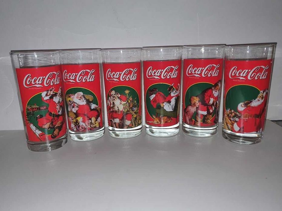 Чаши на Кока Кола