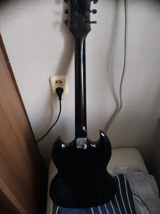 Электрогитара Epiphone SG