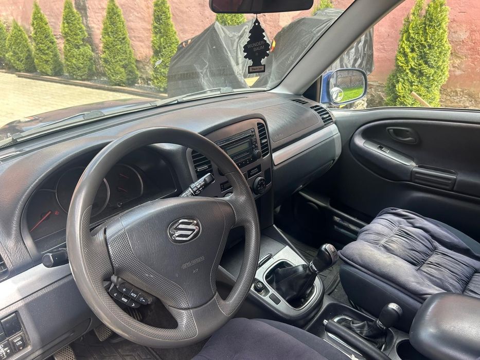 suzuki grand vitara