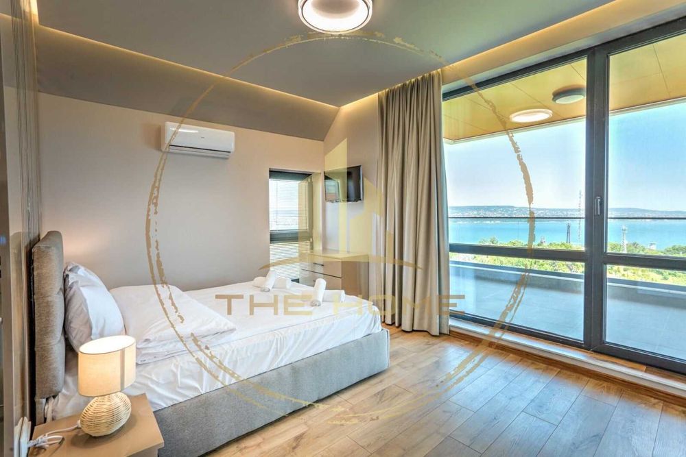 Дава се под наем Четиристаен апартамент в Варна, Галата - 125 кв.м за 2194.02 € - Снимка #9