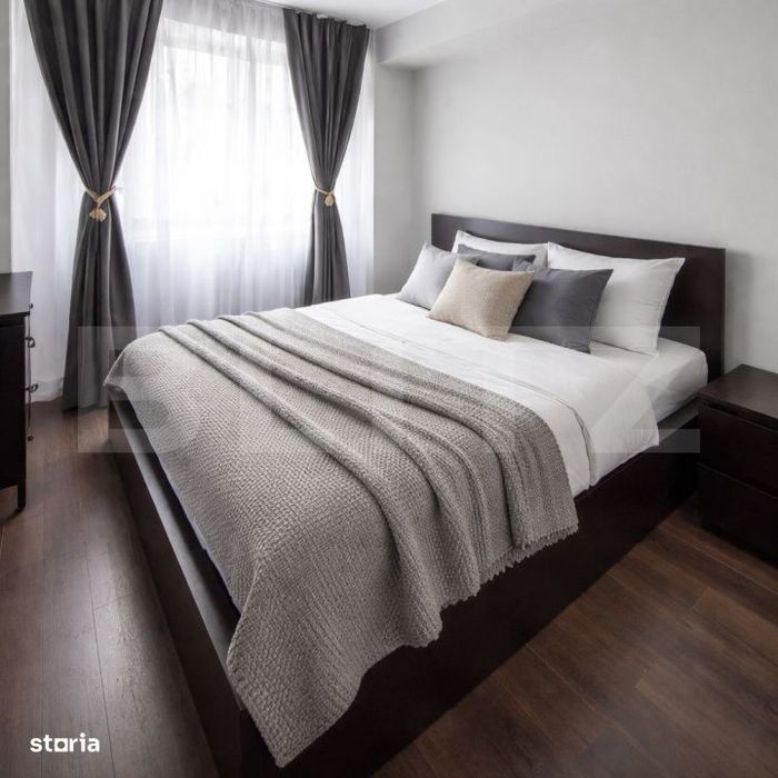 Apartament cu 3 camere, 2 bai, 66 mp /zona Tractorul