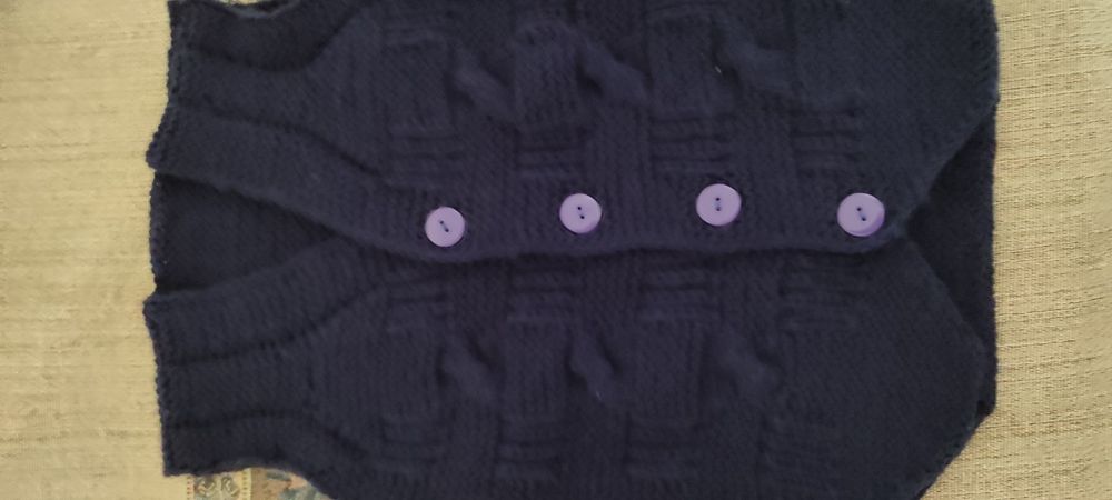 Продам вязанные изделия разные