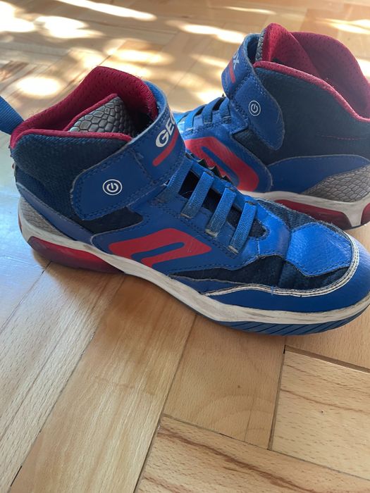 Маратонки Geox 37