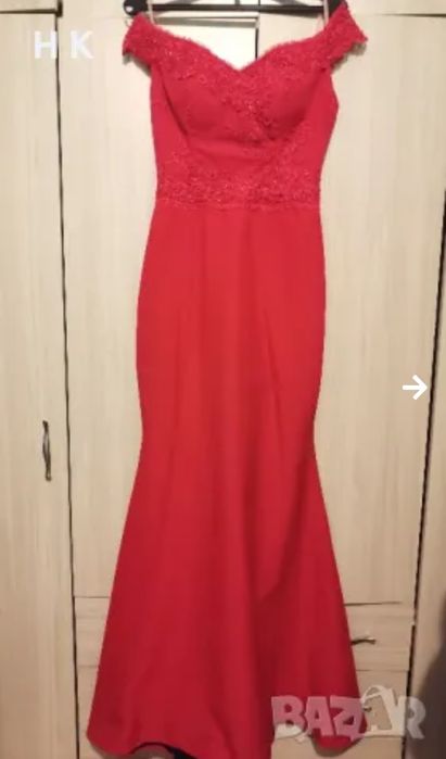 Официална рокля в червено