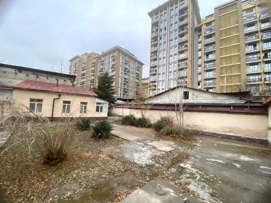 СОБСТВЕННИК - ПРОДАЕТСЯ участок 3,7 соток, 10мв до Mirabad Avenue A-бк
