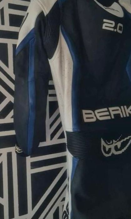 Мото екип Berik 2.0 размер 52