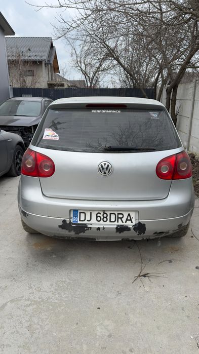 Vând golf 5 2.0 bkd chiar și combinati