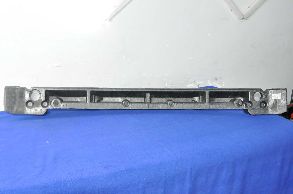 Абсорбер бампера Toyota Camry 70