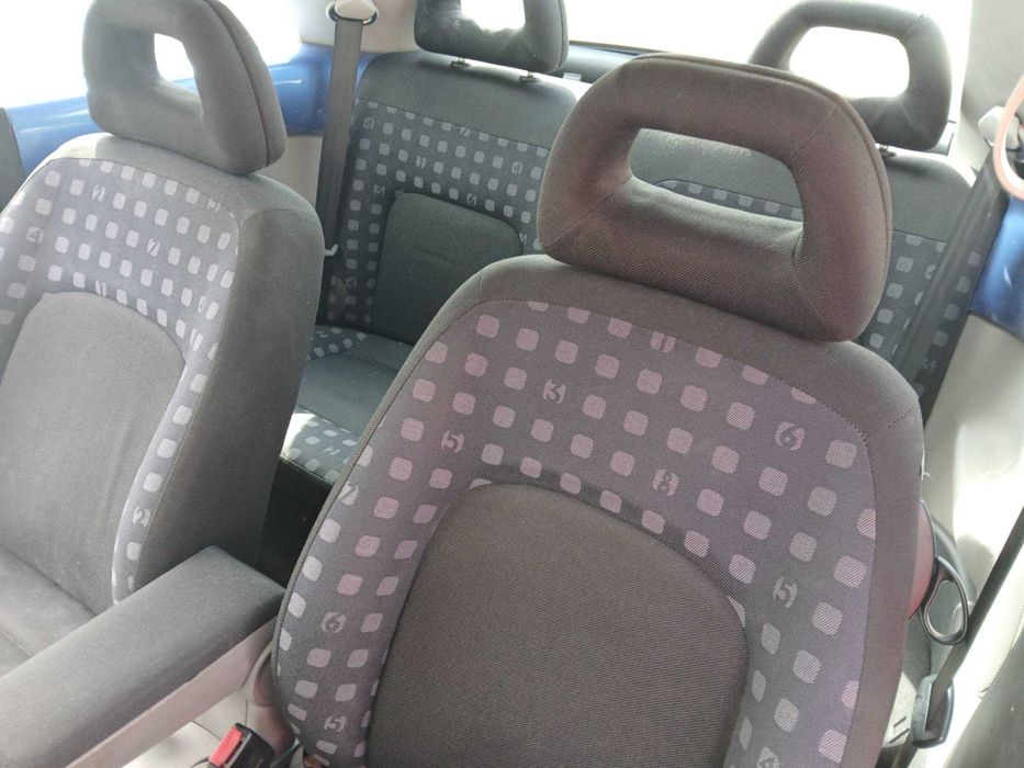 Volkswagen New Beetle 2.0 116 к.с., 2001 г., full екстри, син.