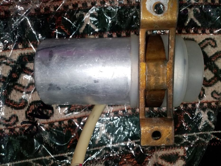 конденсаторы 1-шт по 5000-тг