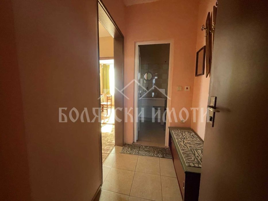 Продава се Двустаен апартамент в Велико Търново, Колю Фичето - 44 кв.м за 985 €/кв.м - Снимка #7